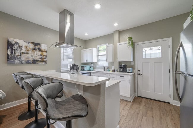 Photo - 2501 W North B St Unit FL2-ID1053139P