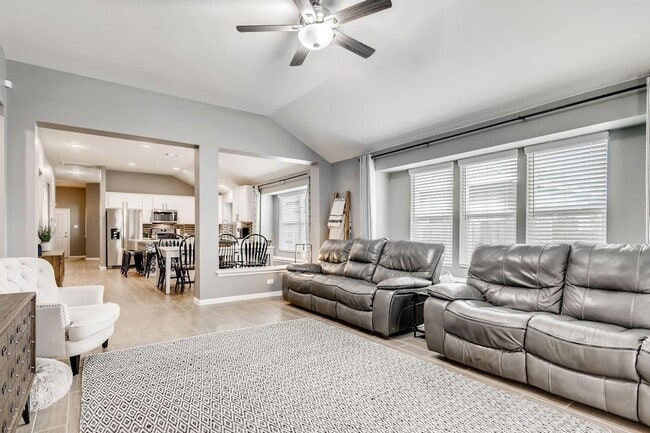 Photo - 148 Fire Wheel Pass