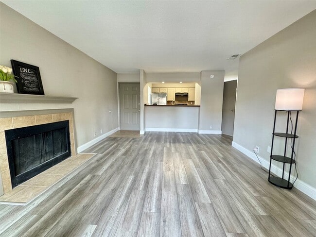 Photo - 5981 Arapaho Rd Unit 303