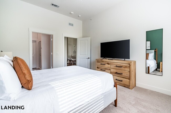 Photo - 15201 Pleasant Rdg Wy Unit P2-1117