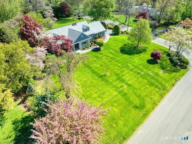 Photo - 94 Fennbrook Dr
