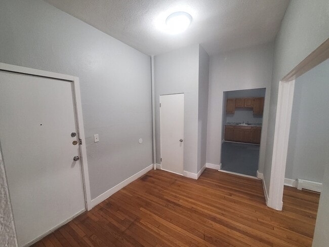 Photo - 10 Abbotsford St Unit 1