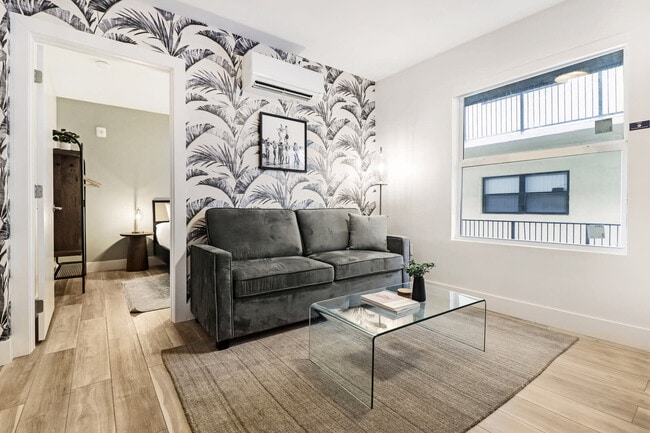 Photo - 4025 Indian Creek Dr Unit ID1272094P