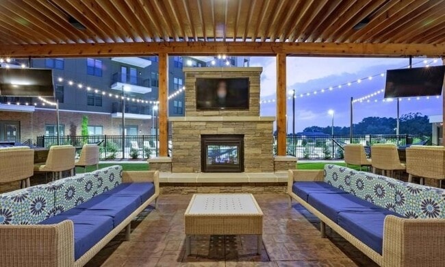 Photo - 6400 Blue Stone Rd