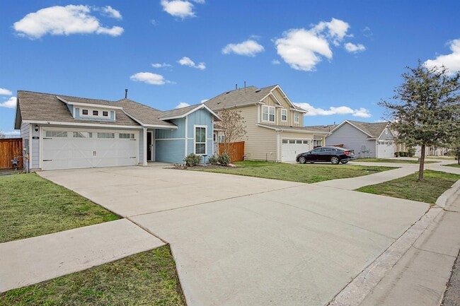 Photo - 425 Spiny Lizard Ln