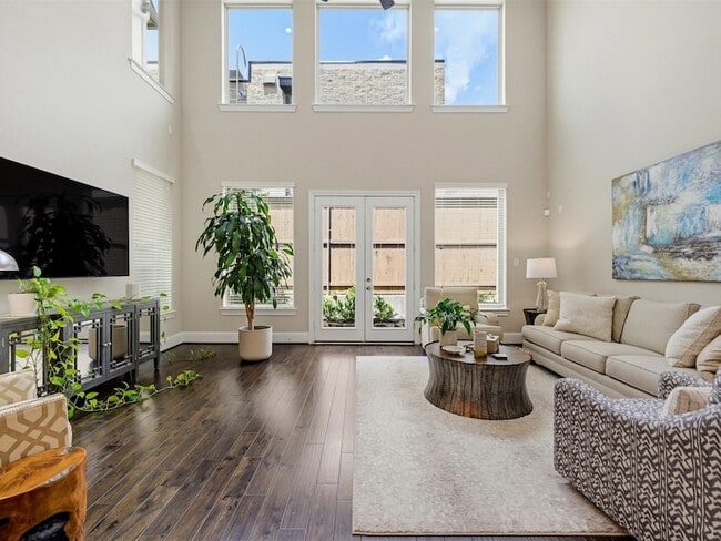 Photo - 8418 Oak Leaf Point Dr
