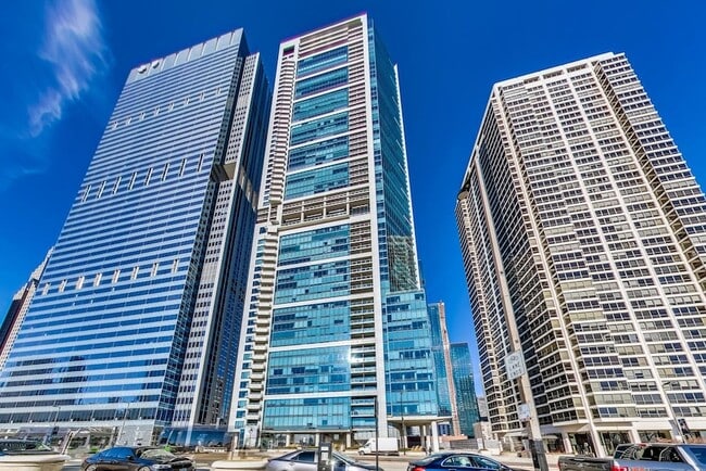 Building Photo - 340 E Randolph St Unit 4901