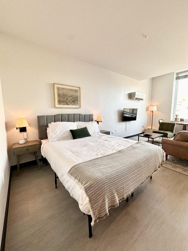 Photo - 333 W State St Unit SI ID1379059P