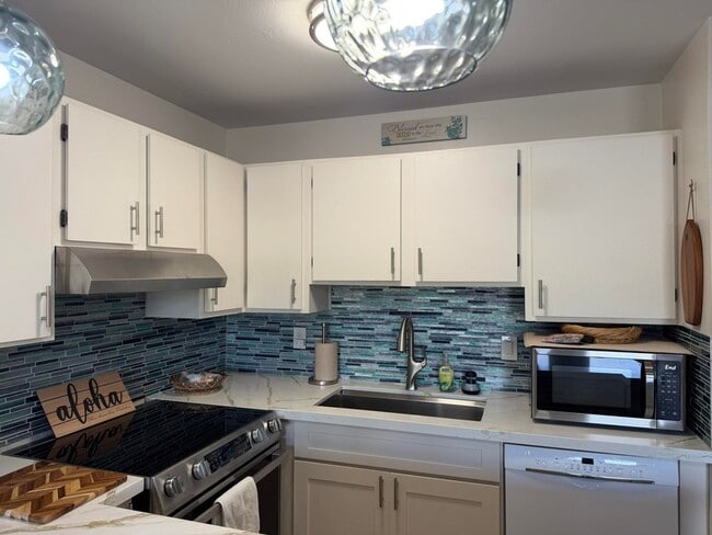 Photo - 3740 Lower Honoapiilani Rd Unit F205
