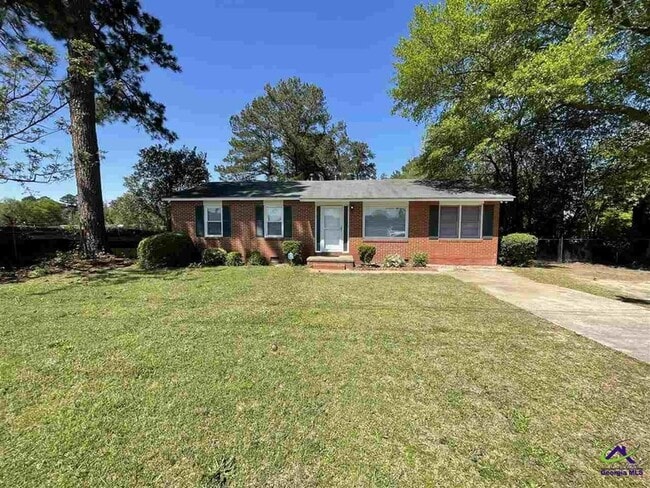 Photo - 111 Nix Way