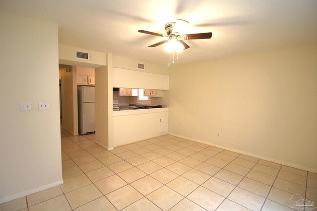 Photo - 316 Teakwood Cir