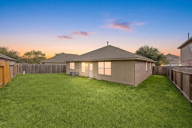 Photo - 29123 Foxingham Cir