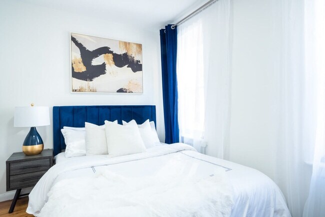 Photo - 220 E 49th St Unit FL4-ID1021979P