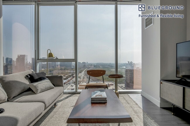 Photo - 1000 S Clark St Unit FL17-ID992