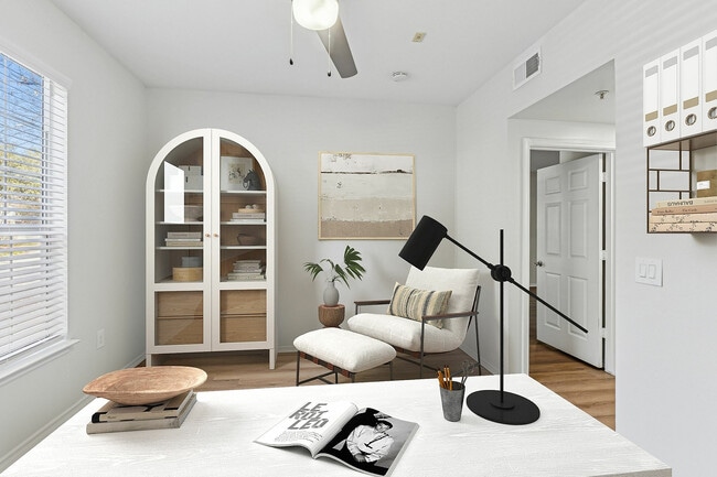 Photo - Lantower Round Rock