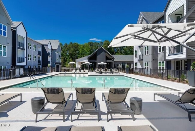 Building Photo - 821 Hanbury Wy Unit A1