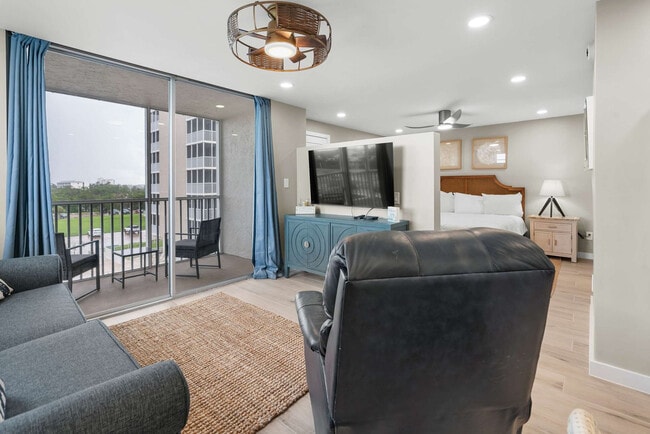 Building Photo - 1030 Hickory Blvd Unit ID1352877P