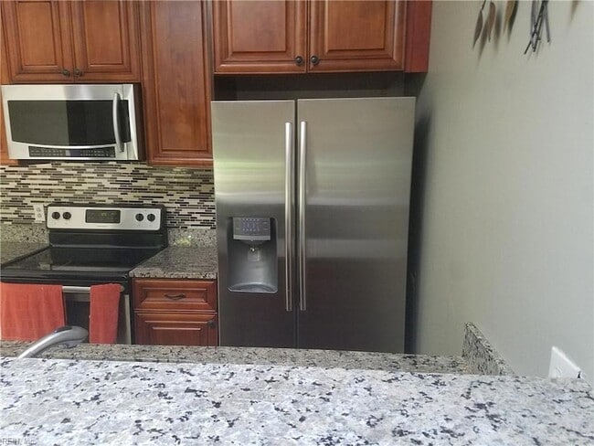 Building Photo - 4126 Thalia Station Cir
