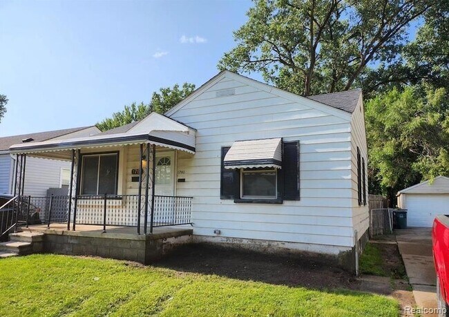 Photo - 1761 E Milton Ave