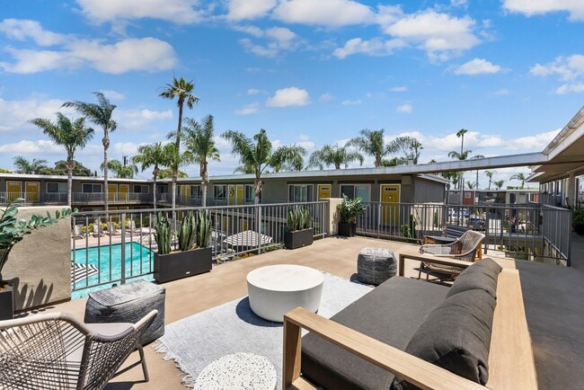 Building Photo - California Palms Apartments