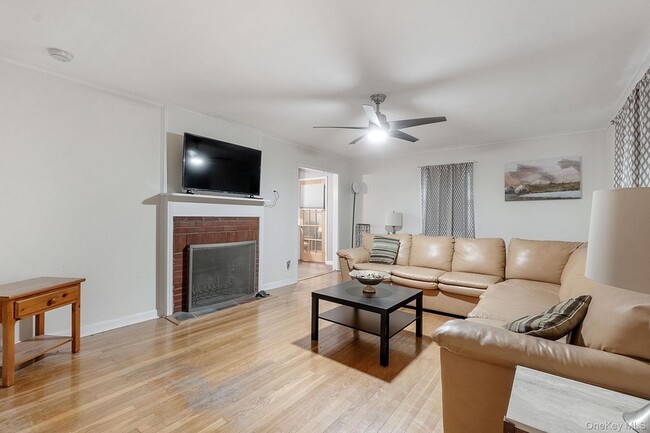 Photo - 149 David Whites Ln
