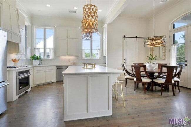 Photo - 3151 Pointe-Marie Dr