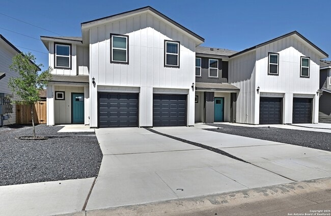 Photo - 11315 Clearmine St