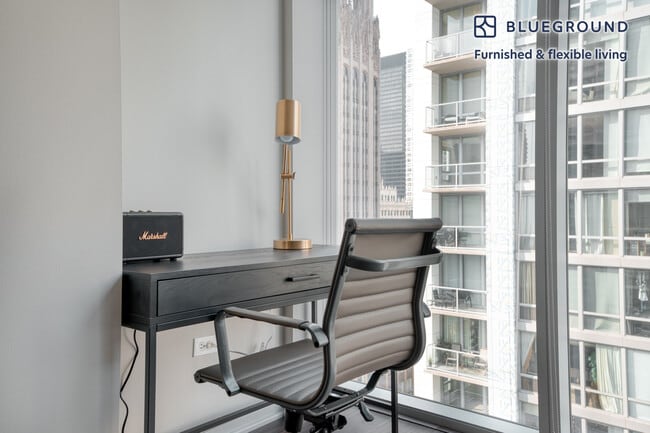 Photo - 200 E Illinois St Unit SI FL20-ID875