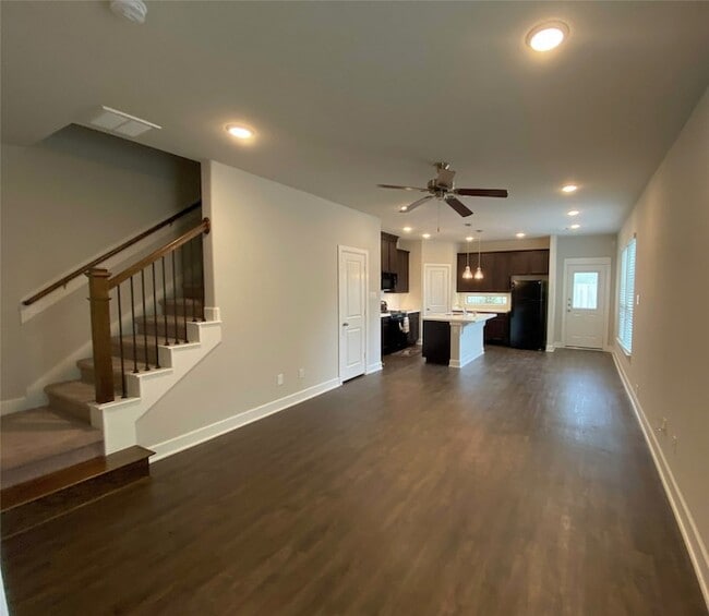 Photo - 285 Woodland Hills Dr Unit A