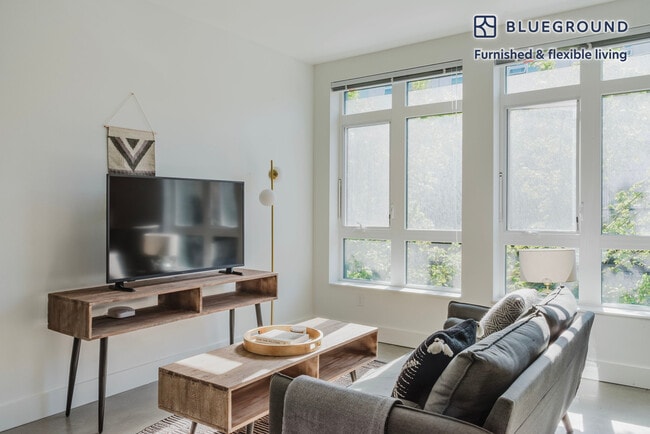 Photo - 104 12th Ave Unit FL4-ID750