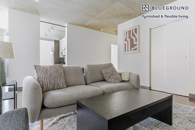 Photo - 601 W Jackson Blvd Unit FL4-ID1329