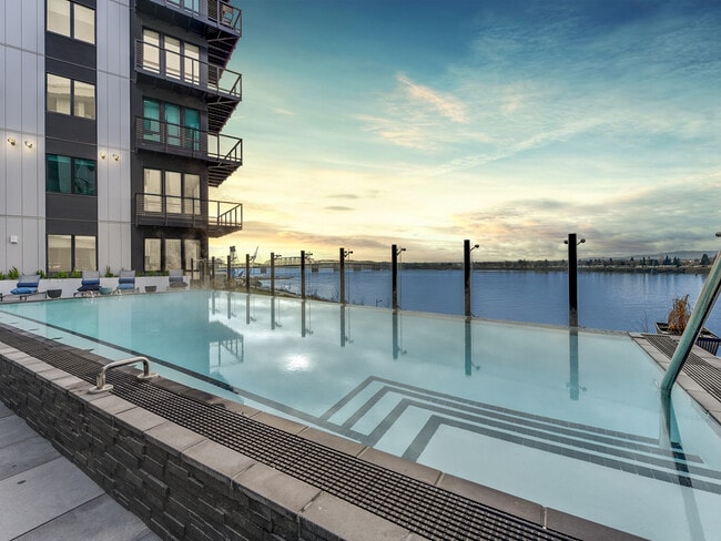 Photo - Columbia at the Waterfront