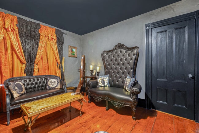 Photo - 114 1/2 Bridge Street-SI ID1631127P Unit SI ID1631127P