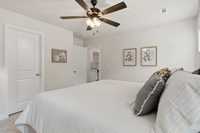 Photo - 3 Drem Cir Unit SI ID1621843P