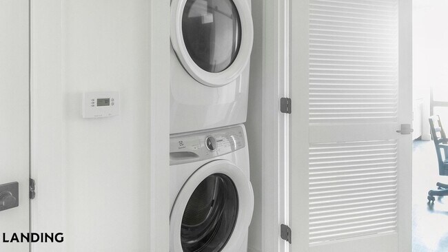 Photo - 1007 S Mint St Unit 800