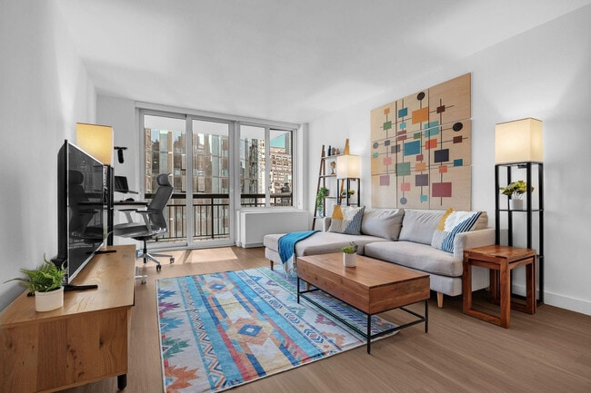 Building Photo - 64B W 37th St Unit FL21-ID1224044P