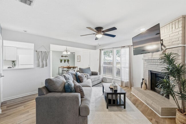 Photo - 2162 E Arkansas Ln Unit ID1346354P