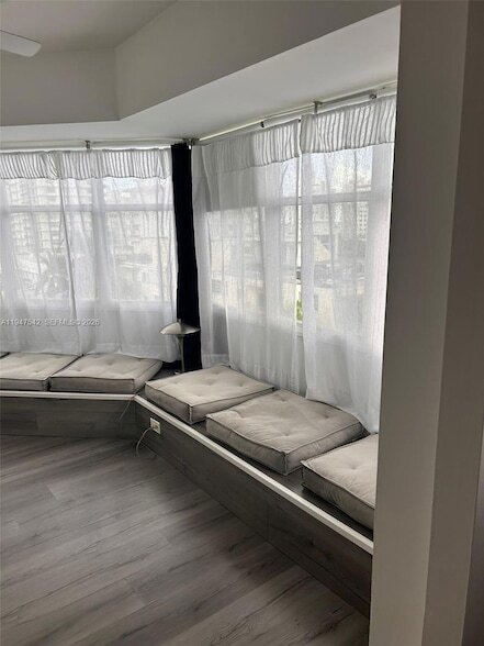 Photo - 1881 Washington Ave Unit 8F