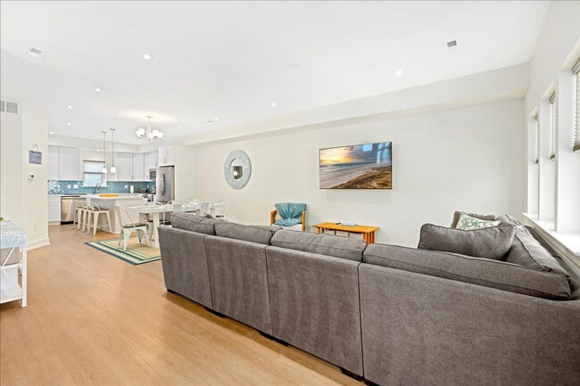 Photo - 1 N Austin Ave Unit ID1308998P