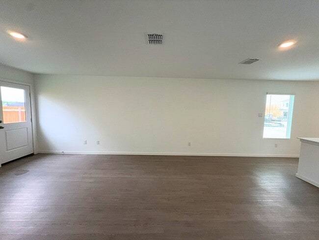 Photo - 6220 Sandpiper Ln
