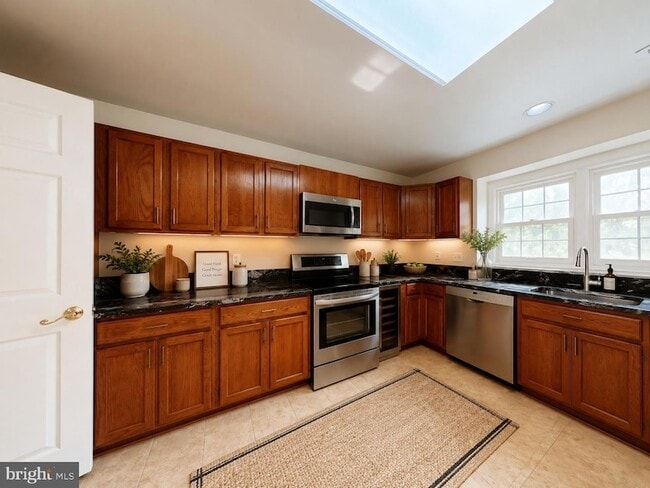 Photo - 10701 Kings Riding Way