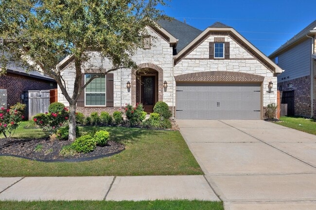 Building Photo - 28006 Laurel Garden Ln