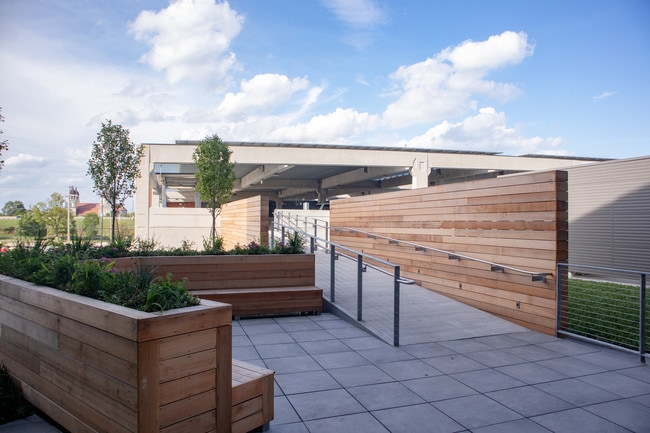 Building Photo - The Hendrik