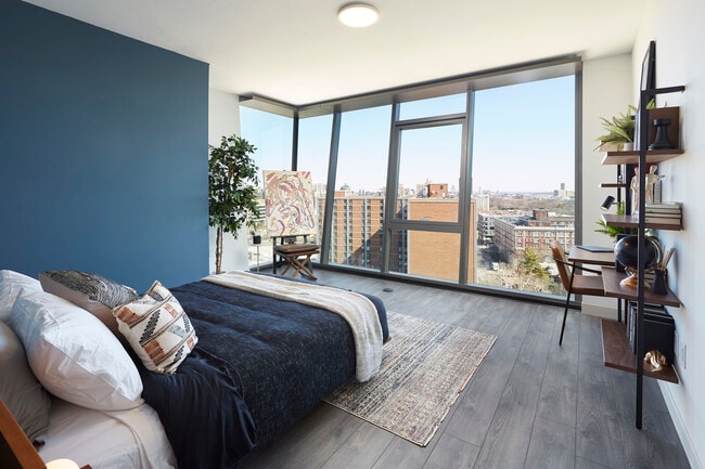 Bedroom - One Hundred Above the Park