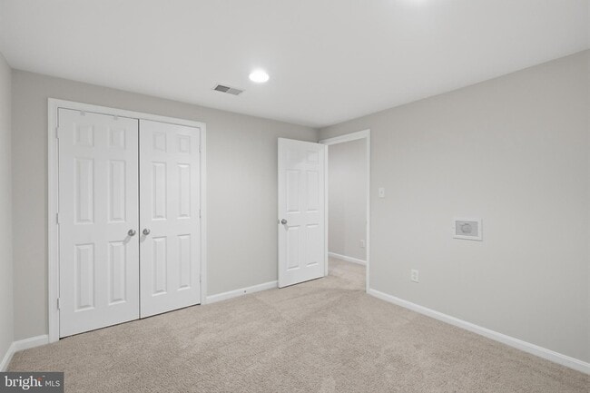 Photo - 45570 Trestle Terrace