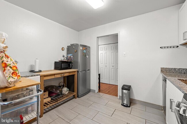 Photo - 7244 Donnell Pl Unit D-2