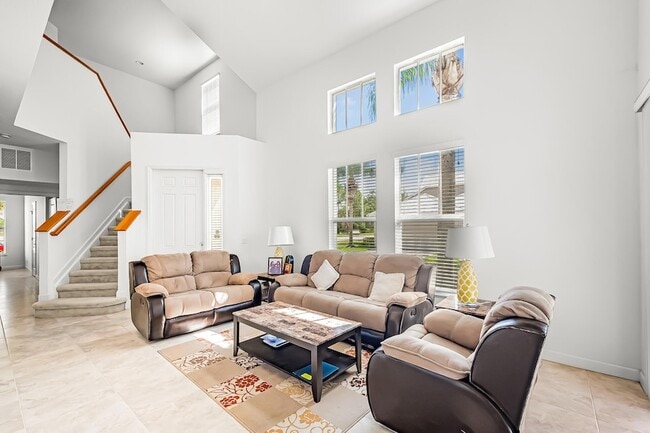 Photo - 10451 SW Academic Way
