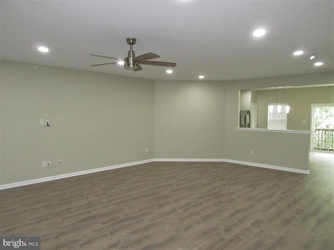 Photo - 707 S Twin Lakes Blvd