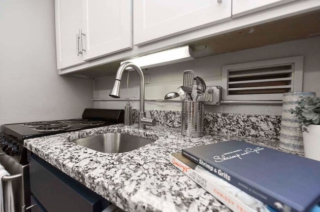 Photo - The Flats at Jackson Square Discover Our Studio, 1, & 2-Bedroom Flats and Lofts in Oak Ridge, TN