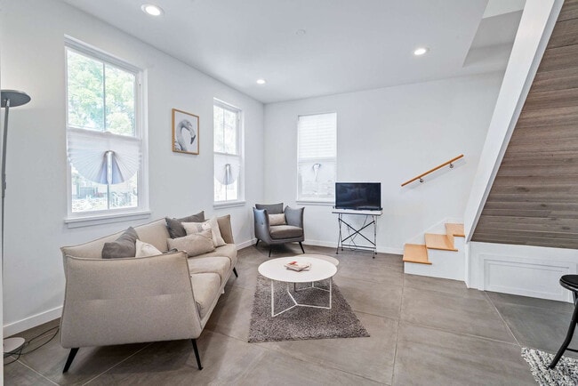 Building Photo - 123 Moore St Unit ID1281961P